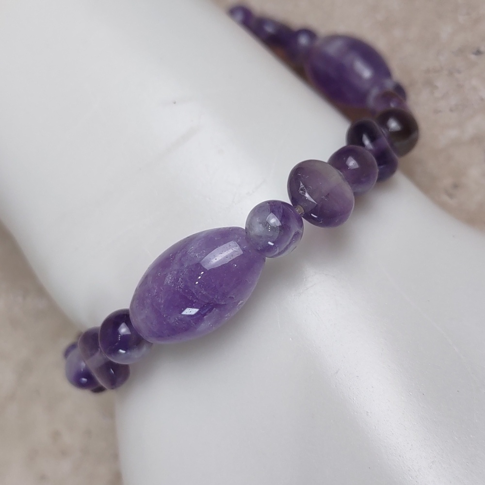 Amethyst Gemstone Stretch Bracelet